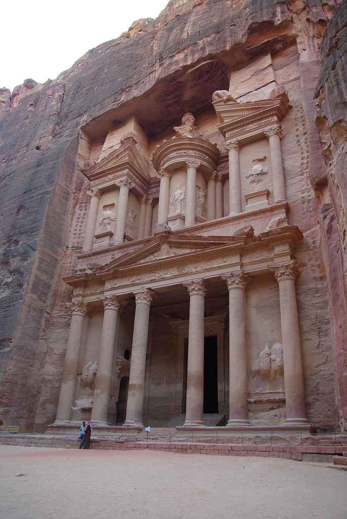 IMGPb1084.jpg - Petra -- the treasury